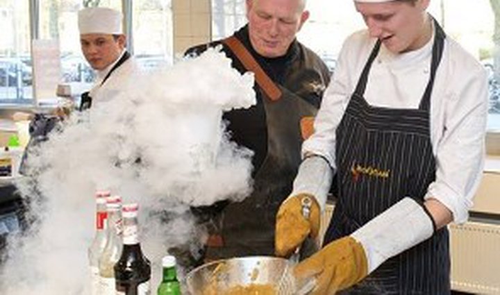 Mondriaan studenten koken de Haagse horeca voor